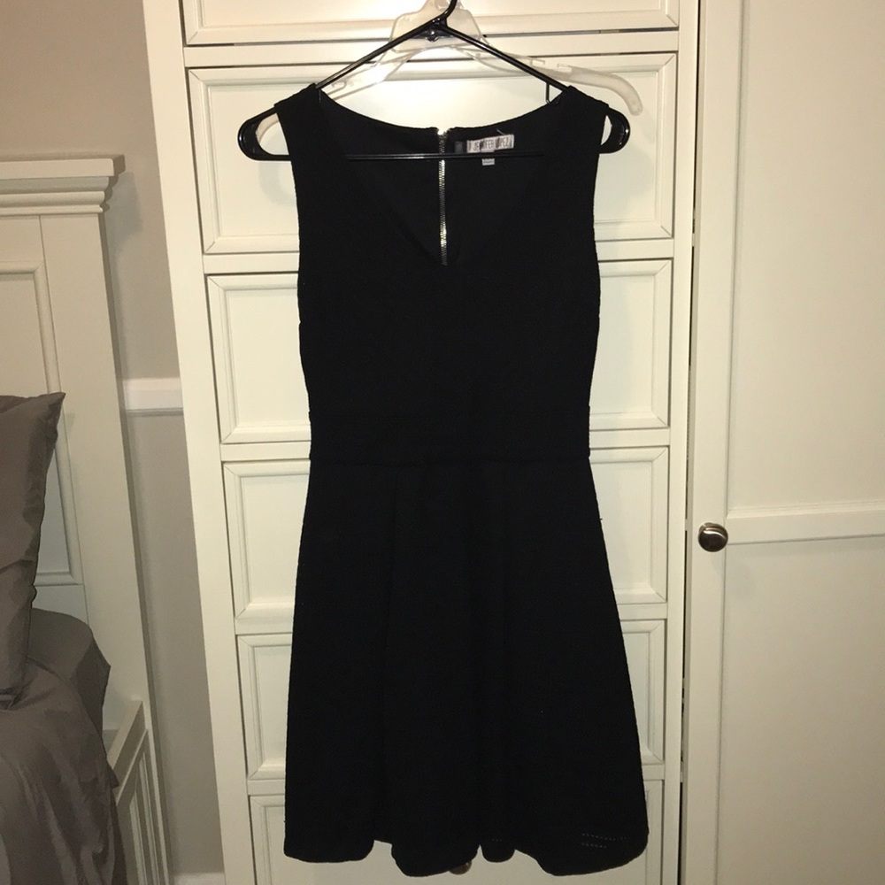 LITTLE BLACK DRESS 💃🏼